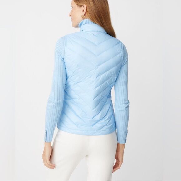 J. McLaughlin alumni Quilted Stand Collar Down Filled Vest - Picture 4 of 6